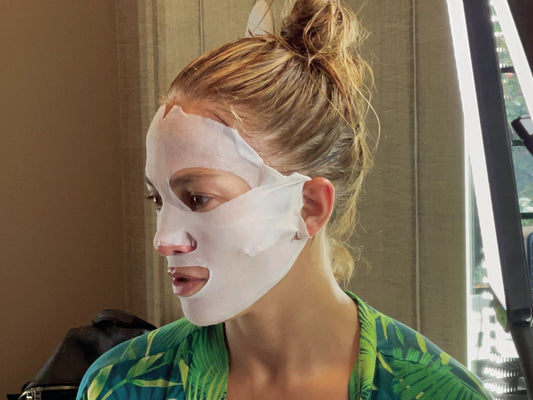The Right Way to Use a Face Mask: Mistakes to Avoid + Pro Tips